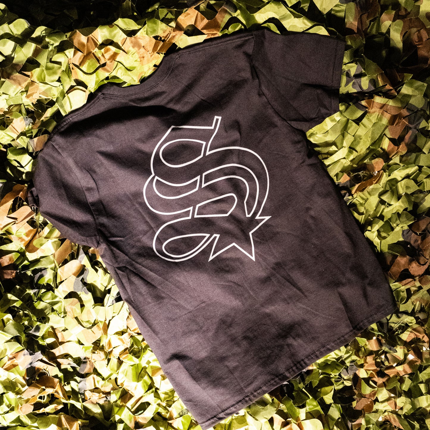 BLACK S-LINE TEE